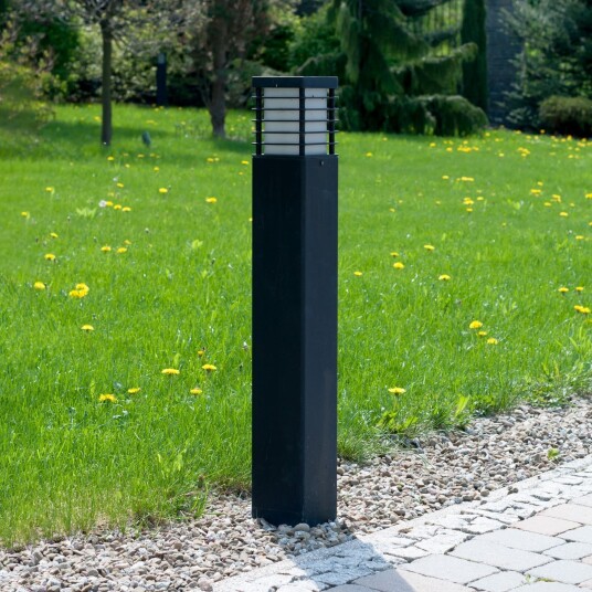 Halmstad LED-pullertlampe 85 cm, 8,5 W, svart, jordanker – Norlys - Aluminium