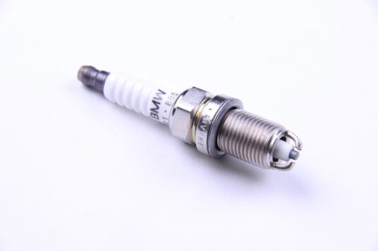 Bosch Tennplugg Bosch 0242235668