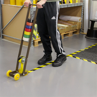 Gulvtapeapplikatoren (Floor Tape Applicator)   Utstyr og tilbehør > Montering og tilbehør  JO Safety