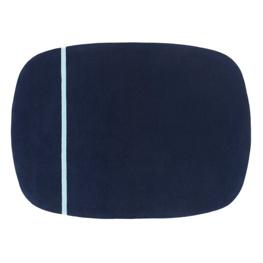 Normann Copenhagen Oona teppe 175 x 240 cm Blå Normann Copenhagen Oona teppe 175 x 240 cm Blå