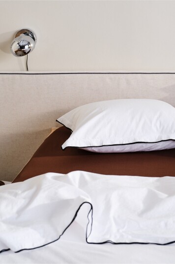 Jotex Putetrekk 50x70 Cm Hvit/svart PIVOT 227415303373