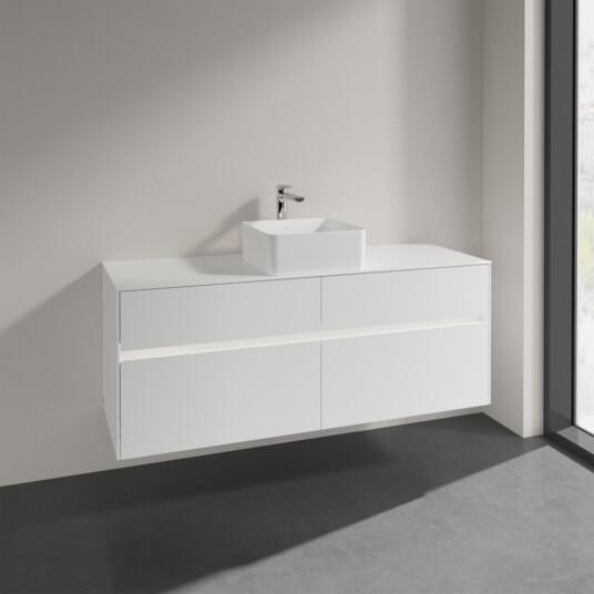 VILLEROY & BOCH COLLARO SERVANTSKAP 140 M/LYS FOR SERVANT MIDT M/4 SKUFFER HVIT MATT VILLEROY & BOCH COLLARO SERVANTSKAP 140 M/LYS FOR SERVANT MIDT M/4 SKUFFER HVIT MATT