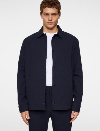 J. Lindeberg Celian Seersucker Overshirt   Navy   XS