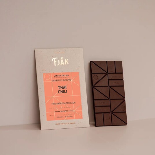 Fjåk 70 % Dark Thai Chilli Craft Chocolate Bar Fjåk 70 % Dark Thai Chilli Craft Chocolate Bar