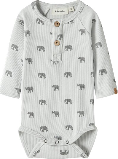 Lil" Atelier Body I/e   Rib   NbmLavo   Glacier Grå/Elephant   Lil Atelier   68   Langermet Body Hvit   62