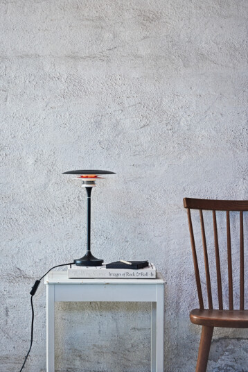 Belid Diablo bordlampe - Matt Svart/Rød, 20 cm 1598161-04-0 1598160-01-0 Belid Diablo bordlampe - Matt Svart/Rød, 20 cm 1598161-04-0 1598160-01-0