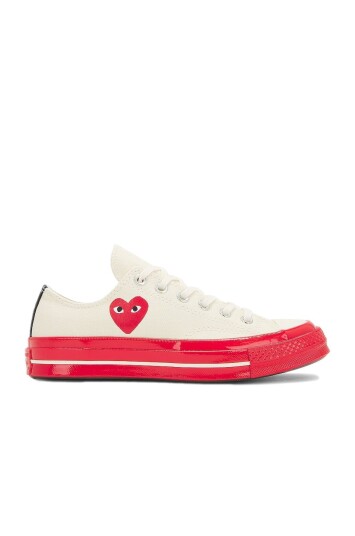 Comme Des Garcons Play X Converse Cdg Red Sole Low Top White Sko Off-White  unisex 36.5