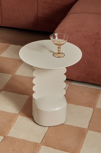 Ellos Home Nattbord / sidebord Filking Hvit Ellos Home Nattbord / sidebord Filking Hvit