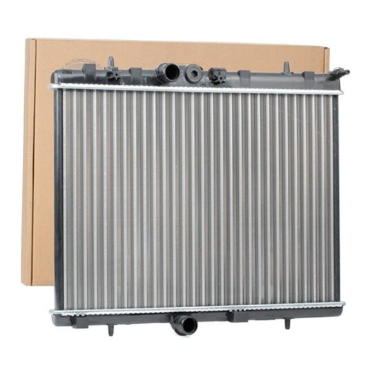Radiator NISSENS 636007