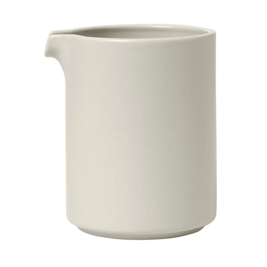 Blomus Pilar melkekanne 28 cl Moonbeam 1704715-02-0 1704719-01-0 Blomus Pilar melkekanne 28 cl Moonbeam 1704715-02-0 1704719-01-0