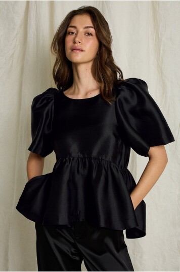 Joelle Satengbluse med peplum Svart