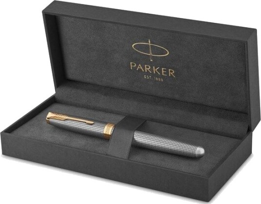 Parker Sonnet Fountain Pen  Chiselled Sølv with Gull Trim  Solid 18k Gull Fine Nib  Gift Box