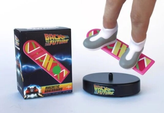 Back To The Future: Magnetic Hoverboard Av Running Press