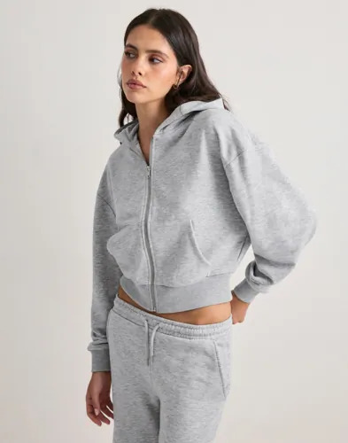 Nelly Grå Perfect Zip Hoodie