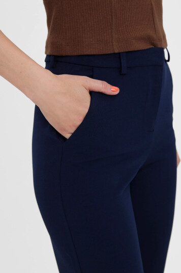 Vero Moda Vmzamira Mw Slim Straight Pant Noos   Navy   XS x 30