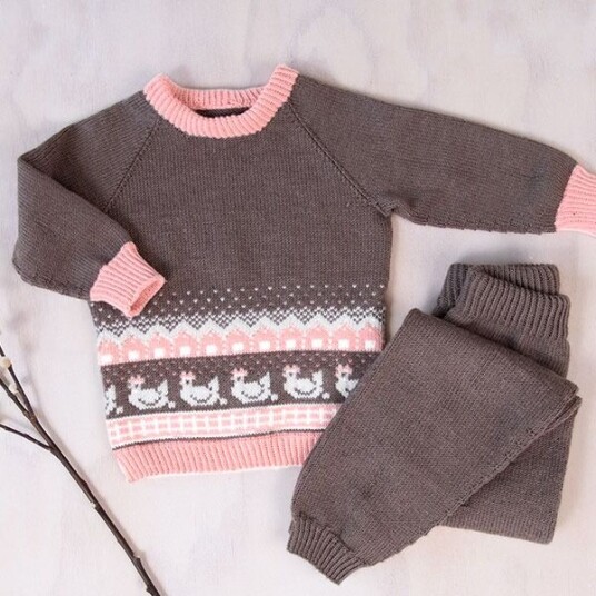 Bluum Strik Strikkesett Hønsegården - garnpakke i Bluum Soft Merino Ull