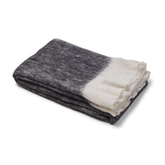Warm & Comfy Ullpledd Mohair mix 130x170 cm Svart Warm & Comfy Ullpledd Mohair mix 130x170 cm Svart
