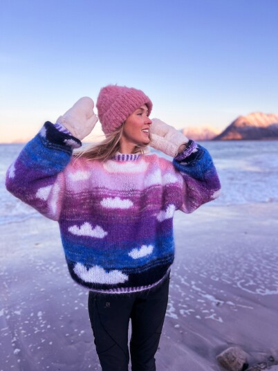 House Of Yarn IR 01 02b Skyhigh genser Soft House Of Yarn IR 01 02b Skyhigh genser Soft