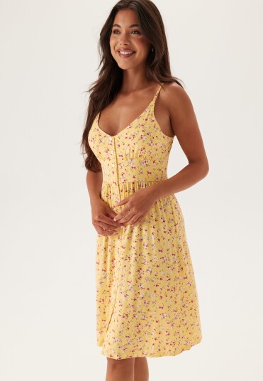 Bubbleroom Soft Short Strap Dress