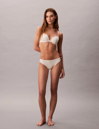 Calvin Klein Push Up Plunge   Cream   B x 85