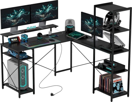 Skrivebord L formet datamaskinbord 137 x 140 x 139,5 cm Hjørnepult med 6 hyller kontorbord med skjermstativ USB stikkontakt,