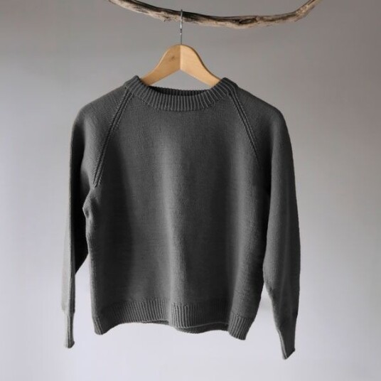 Bluum Strikkegenser Ultimate til dame Gråmelert garnpakke i Soft Merino Ull