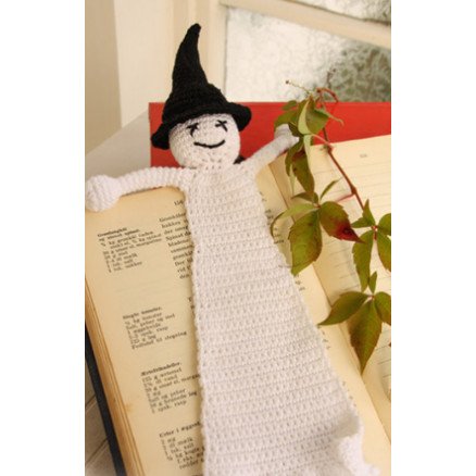 Drops Garnstudio Scary Tales by DROPS Design Halloween Bokmerke Hekleoppskrift Spøkelse