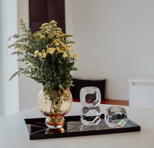 Specktrum Meadow Swirl Vase   Amber