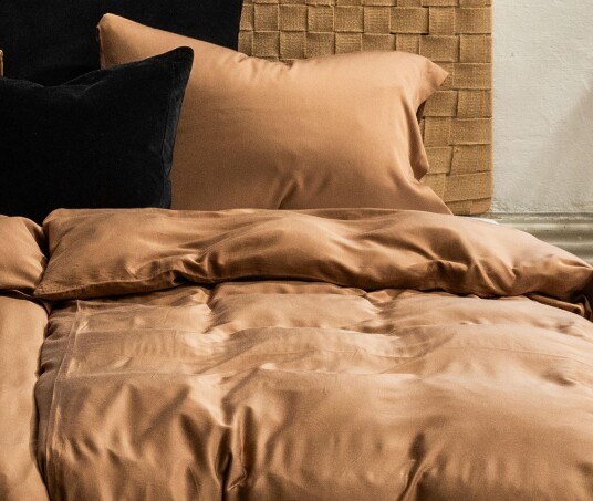 Turiform Enjoy sengesett 140x200/50x70 Brun