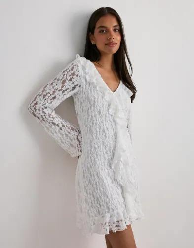 Vero Moda Hvit Awkienna Ls V Neck Short Lace Dress