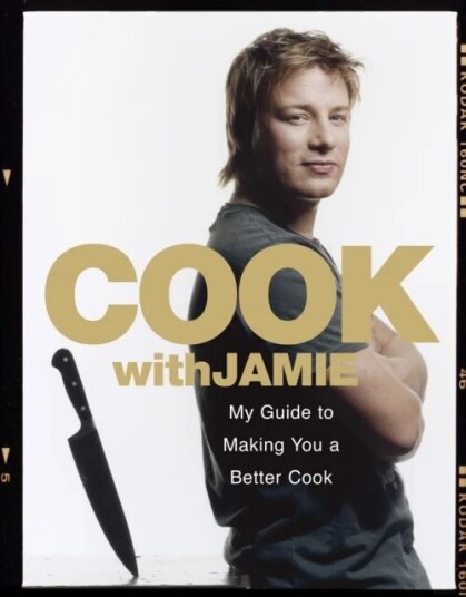 Cook with Jamie: En guide til bedre matlaging av Jamie Oliver Cook with Jamie: En guide til bedre matlaging av Jamie Oliver