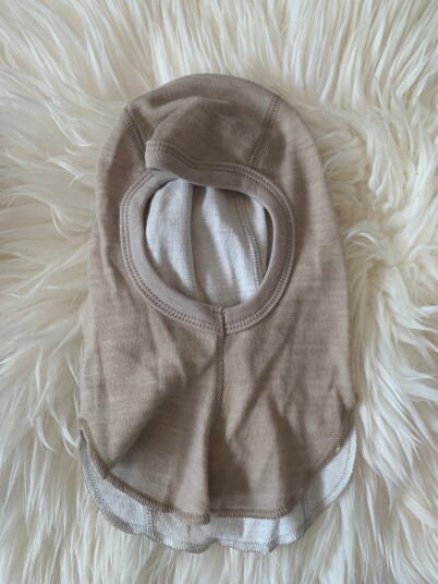 Need It   Balaclava i ull/bambus "Digg" Sand