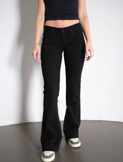 ABRAND 00 Super Low Kick Tall Nellie Black Black 23 ABRAND 00 Super Low Kick Tall Nellie Black Black 23