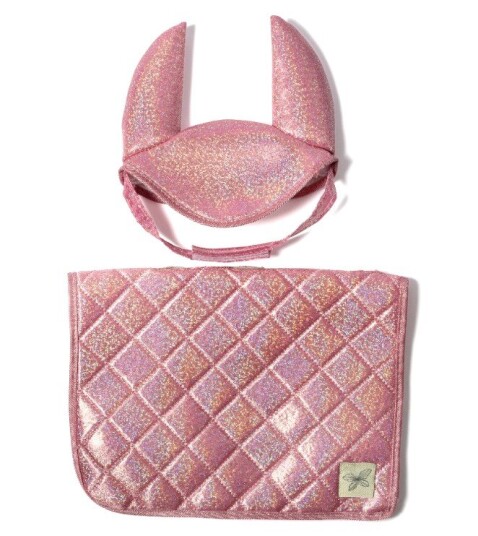 By Astrup Kjepphest tilbehør Salunderlag og hette rosa