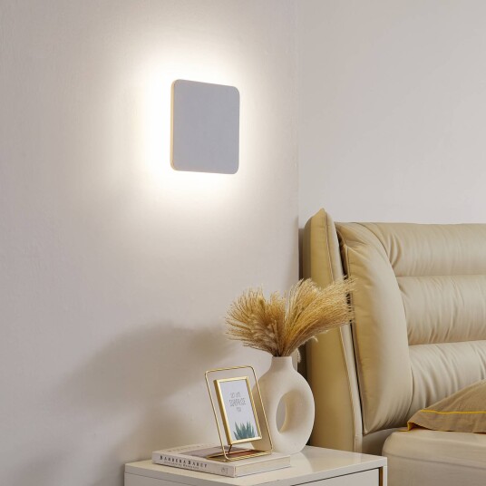 Lucande LED-vegglampe Elrik hvit 22 cm høy metall