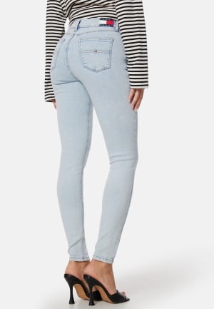 TOMMY JEANS Nora MD Skinny 1AB Denim Light 28/32 TOMMY JEANS Nora MD Skinny 1AB Denim Light 28/32