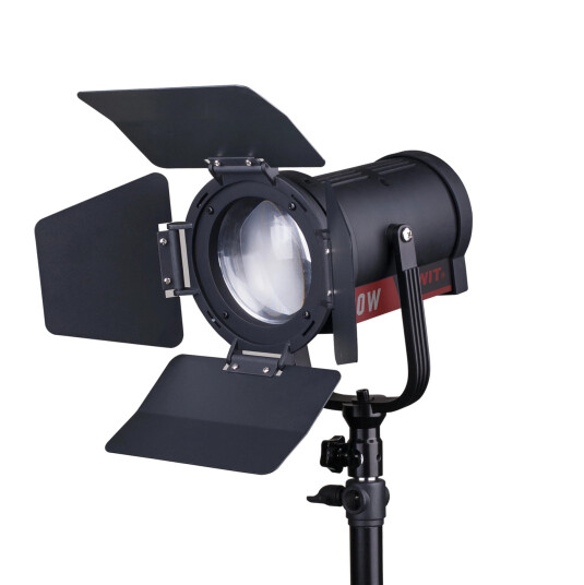 SWIT FL-C60D 60W LED Spotlight 25000 lux, V-Mount, DMX 2700-8000K SWIT FL-C60D 60W LED Spotlight 25000 lux, V-Mount, DMX 2700-8000K
