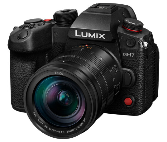 Panasonic Lumix GH7 12-60mm Leica F2.8-4 5.7K, 10bit, 25.2 megapiksler Panasonic Lumix GH7 12-60mm Leica F2.8-4 5.7K, 10bit, 25.2 megapiksler