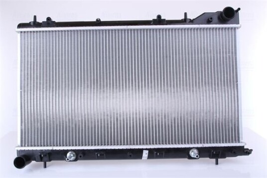 Radiator NISSENS 67712