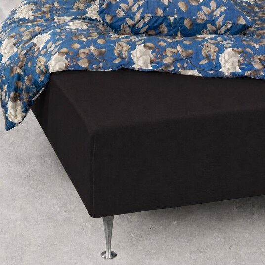 Nordstrand Home Stretchlaken 70x200 cm - Svart jersey laken - 100% bomull - Formsydd laken til madrass Nordstrand Home Stretchlaken 70x200 cm - Svart jersey laken - 100% bomull - Formsydd laken til madrass
