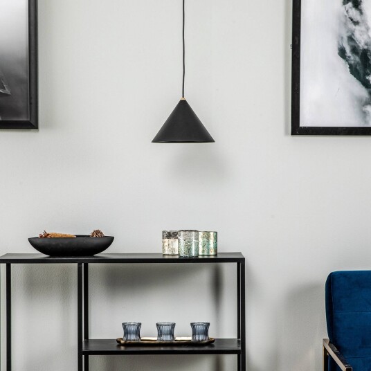 Euluna Hengelampe Zenith S med metallskjerm i svart Euluna Hengelampe Zenith S med metallskjerm i svart