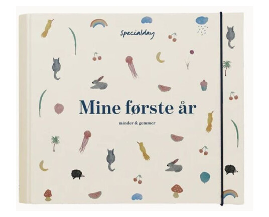 Mine Første År - Album Special Edition Creme/ Unisex | Specialday | Språk: Dansk Mine Første År - Album Special Edition Creme/ Unisex | Specialday | Språk: Dansk
