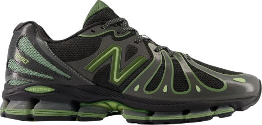 New Balance Herre Sport Flerfarget 42 1/2 EU,