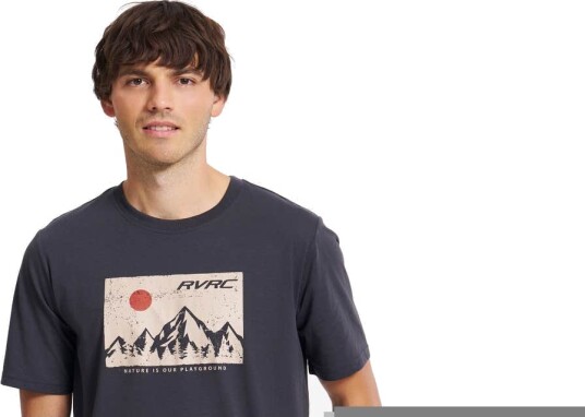 Revolutionrace Easy Graphic T shirt Herre Anthracite M Herre Overdeler T skjorter