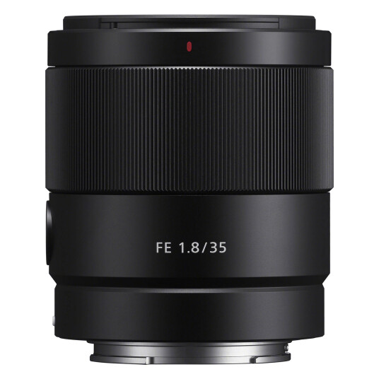 Sony 35mm F1.8 Vidvinkelobjektiv for Sony E-mount, Allsidig og Kompakt