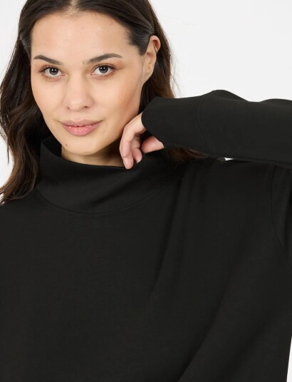 Athlecia Yunes W Turtle Neck Black 44