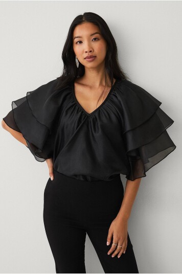 Ellos Collection Draperte Volangermer Bluse Svart med V-hals i Organza
