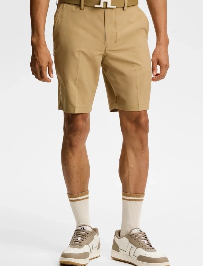 J. Lindeberg Mitch Shorts   Beige   31