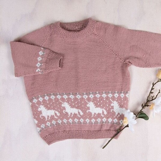 Bluum Strik Strikkegenser Enhjørning - garnpakke i Bluum Pure Eco Baby Wool