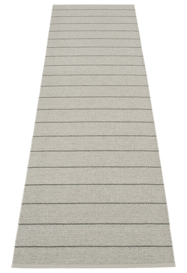 Pappelina Carl matte varmgrå 70x270 cm Pappelina Carl matte varmgrå 70x270 cm